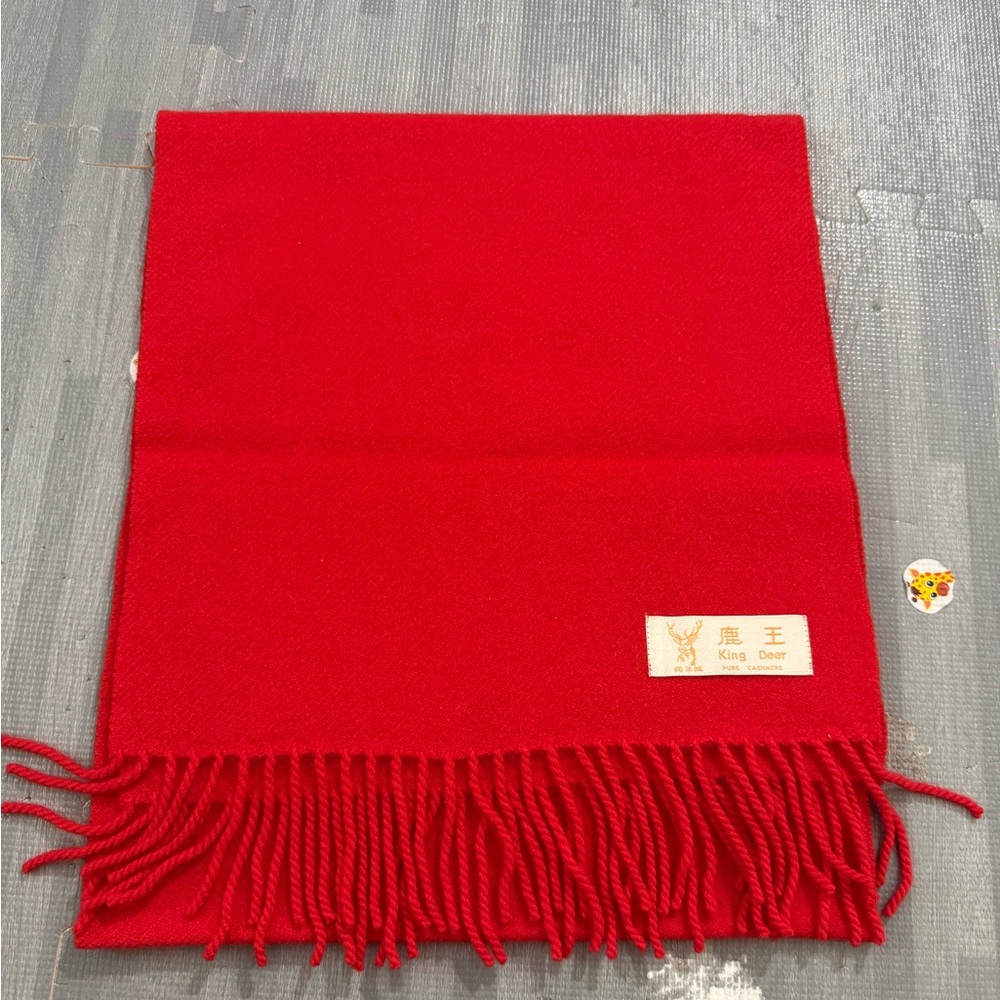 Kind Deer women’s red cashmere Scarf